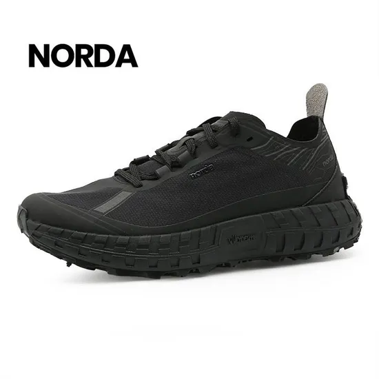 노다 001 다이니마 스텔스 블랙 트레일 러닝화