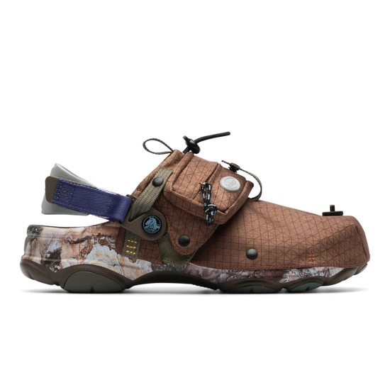 Bodega x Crocs Nict-Tech 2.0 (90달러)