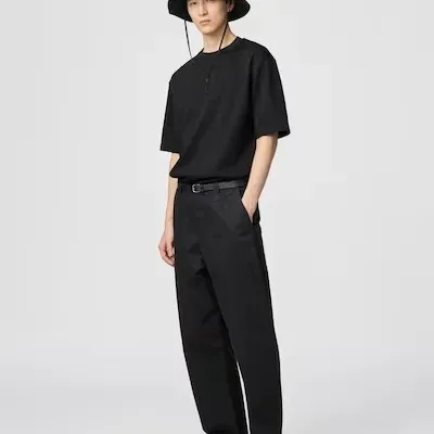 유니클로 와이드핏 치노 ₩23,970