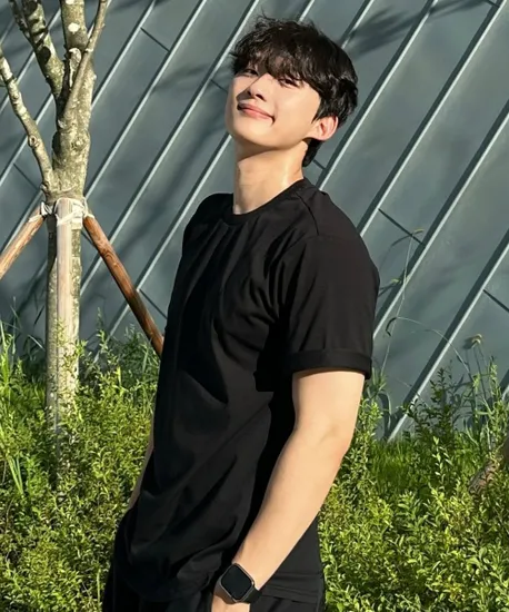 스파오 루즈핏 반팔티 2장