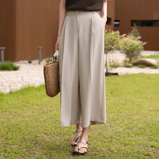 롯데온)벨유 찰랑 핀턱 8부 밴딩 슬랙스 25,110원 무배 착샷이요~