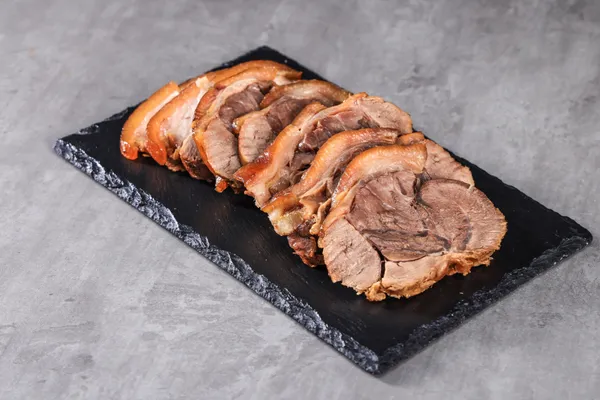 네이버) 육육마켓 한돈 뼈없는 순살 오향족발 300g 2팩 12,460원