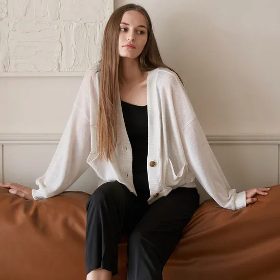 롯데온) 린넨 오버핏 베이직 니트 가디건 29,750원 무배