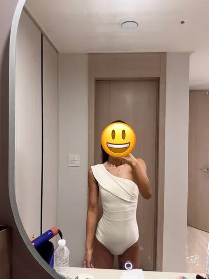 써피공식몰) BELTED SWIM OFF 화이트만 65,880원(타임세일 그외다수)