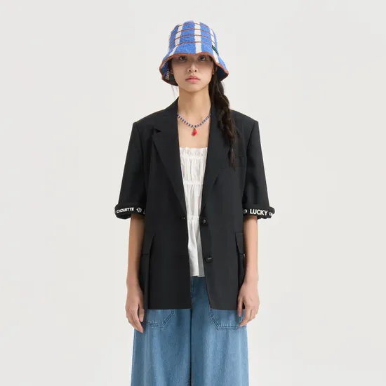 럭키슈에뜨 폴리 싱글 투버튼 반팔 재킷