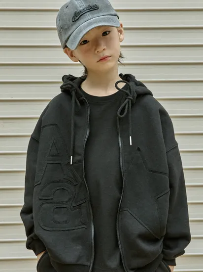 에이마켓 아플리케 솔리드 후드 집업