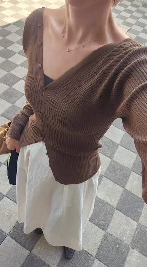 에잇세컨즈 쉬어골지브이넥 가디건