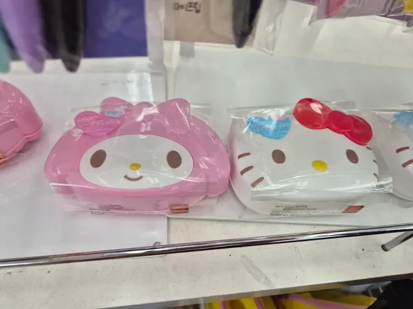 다이소 키티 시나모롤 비누케이스