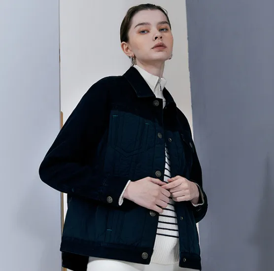 우먼 코치 데님 자켓