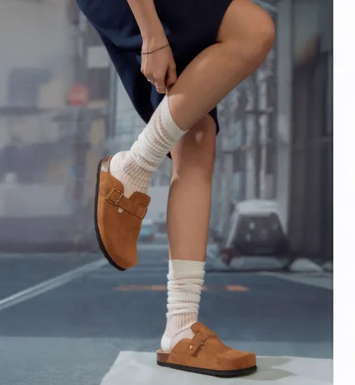 슈펜 스웨이드 클로그 슬리퍼