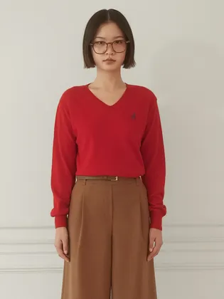 나이스클랍 자수 브이넥 니트