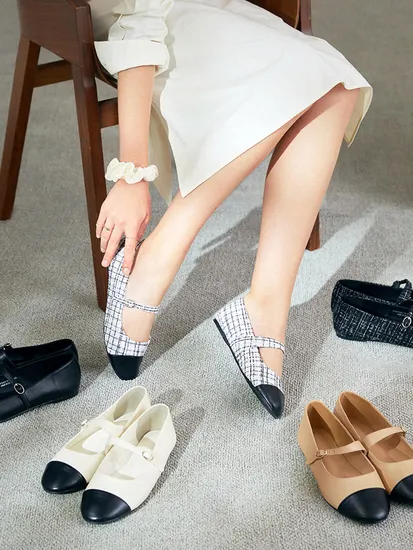 슈펜 버클 토캡 플랫 12,900원