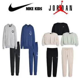 빅세일 나이키키즈 맨투맨,조거팬츠,스커트 등 28,430원 (무배)