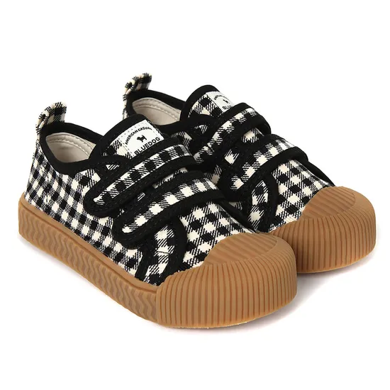 블루독 에센셜 스니커즈