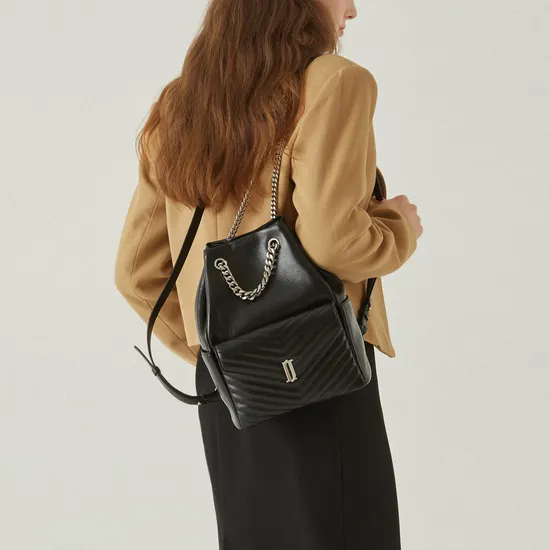 제이에스티나 JOELLE QUILTING MD 앞포켓 백팩