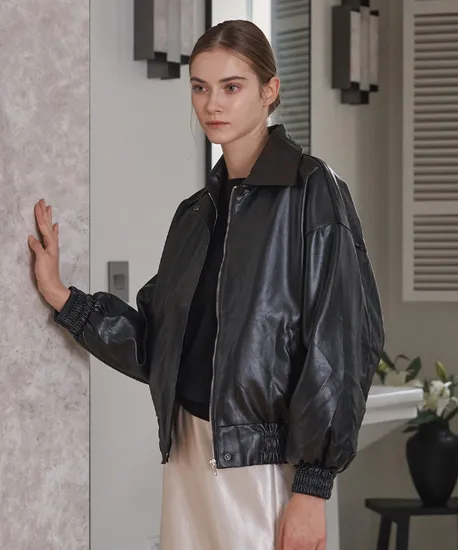 미니멈 카라넥 페이크 레더 자켓