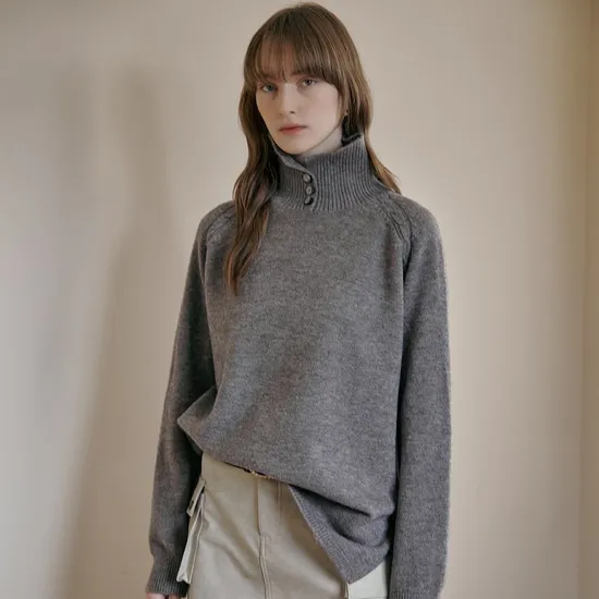 마쟈 루즈핏 폴라넥니트