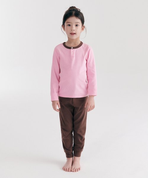 무신사 스탠다드 키즈 컬러블록 헨리넥 실내복세트