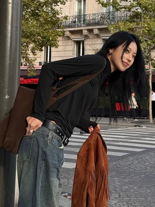 마른파이브 히트터치 반폴라 모크넥 상의 이너티