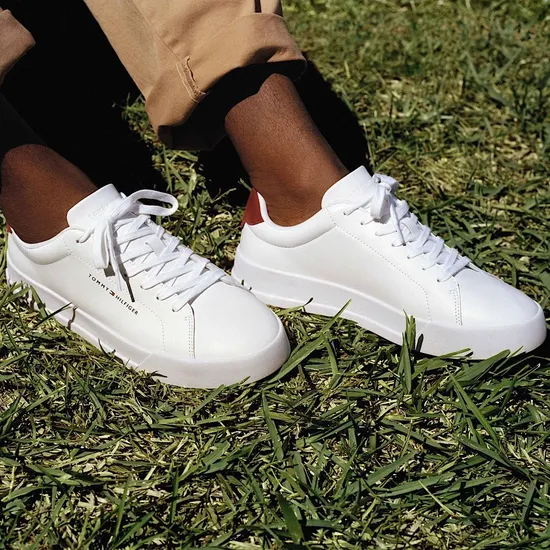 타미힐피거 루루 플래그 골드 스니커즈 40