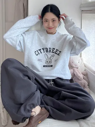 시티브리즈 스내피 그래픽 스웨트셔츠