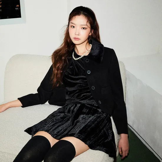 미쏘 벨벳 반팔 목폴라 티셔츠