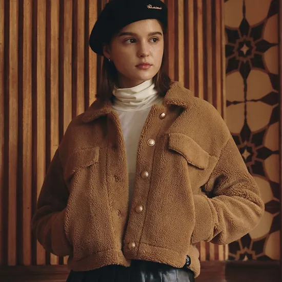 리에떼 오버핏 맨투맨