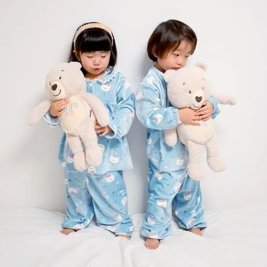 토토와모모 겨울 수면잠옷