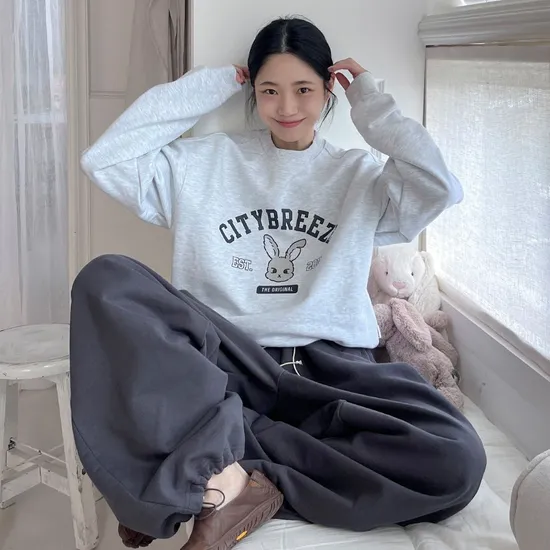 시티브리즈 스내피 그래픽 스웨트 셔츠