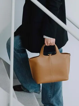 아뜰리에 드 루멘 파니에 토트백