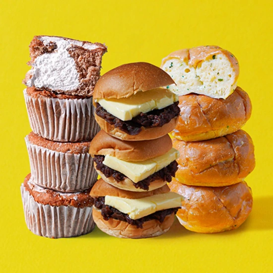 육쪽마늘빵+카카오 카스테라+고메 앙버터모닝빵 (각1봉/봉당6개입/총18개입) (10,214원/무료)