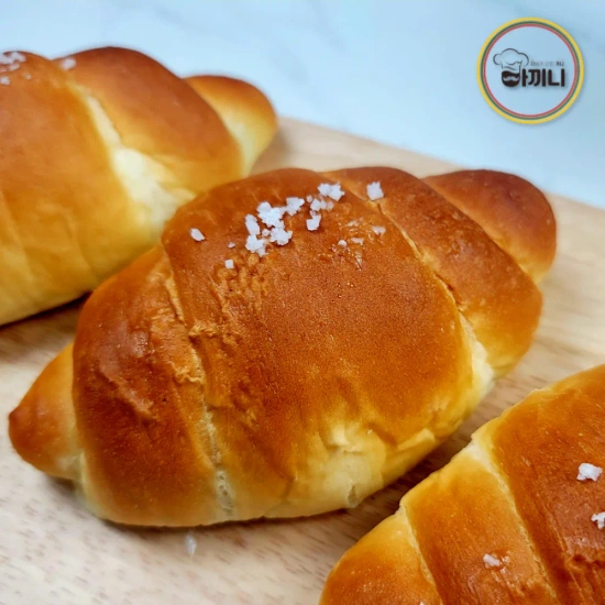 아끼니 버터 소금빵 75g 8봉 브런치 냉동 홈카페 디저트/버터소금빵 75g X 8봉 (12,776원/무료)4