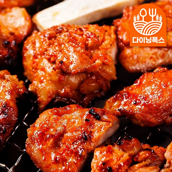 춘천 대궐본가 닭갈비 700g *3팩 (총 2.1kg) (14,247원) /국내산 돼지머리로 만든 냉장 옛날 편육 750g (10,932원 )/무료