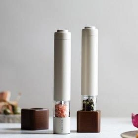 전동후추그라인더 2개 1세트 (49,800원/무료배송)