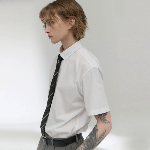 코디갤러리 화이트컬러 반팔 셔츠 (13,990원/무료)