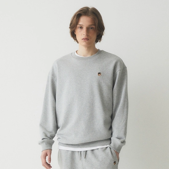 후아유 스티브 패치 스웻셔츠 (21,990원/무배)