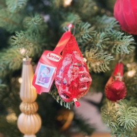 쏘리니 크리스마스볼 산타65g 네트망 5개 (6,900원/3,000원)