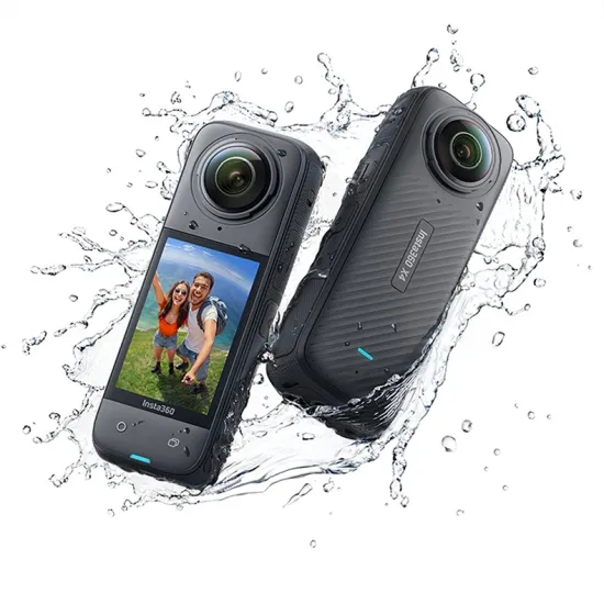 인스타360 x4 360도 촬영 카메라 액션캠 (462,356원/무료)