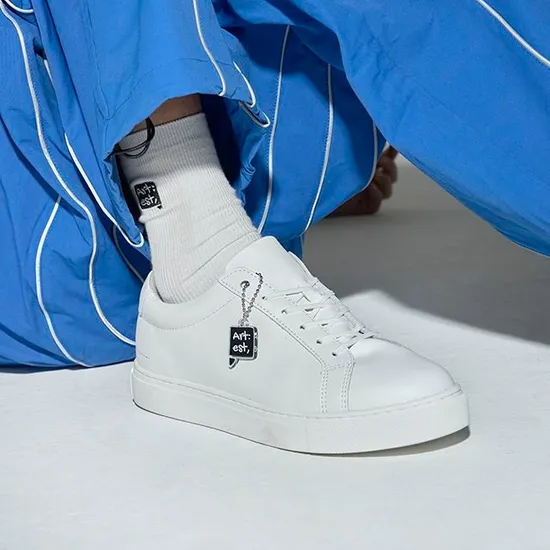 아티스트콤마 소가죽 기능성 화이트 쿠션 스니커즈(36,830원/무배)