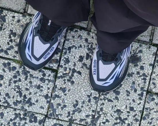 블랙야크 공용 고어텍스 스카이스피드 D GTX