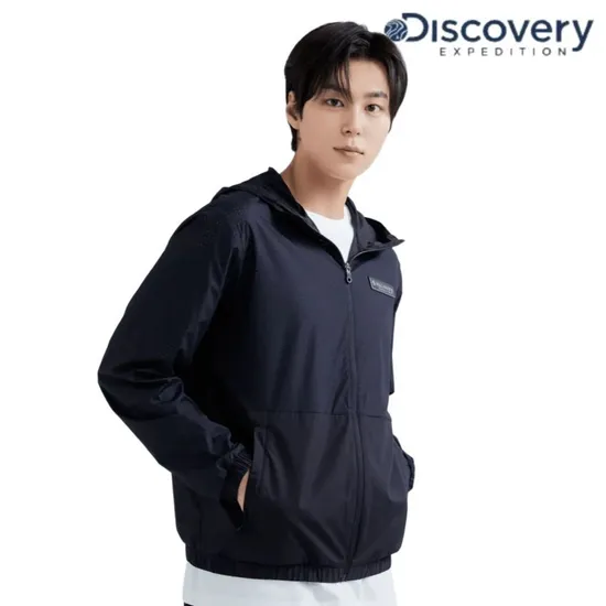 디스커버리 남성 경량 하이브리드 바람막이
