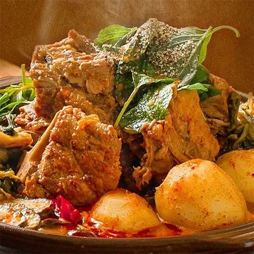 황씨네옹고집 순살 대용량 감자탕 1.2kg 4팩