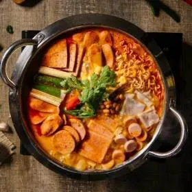 놀부 부대찌개 600g 4팩 사리면 2봉