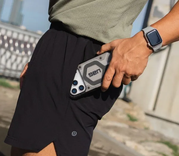 UAG 패스파인더 맥세이프 케이스 아이폰 17시리즈