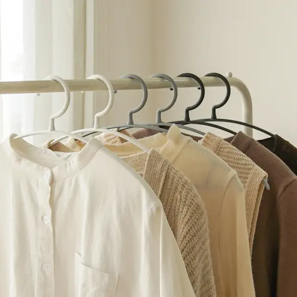 라운드 어깨뿔방지 논슬립 니트 옷걸이 50개