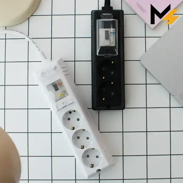 슬림플러그 고용량 멀티탭 16A 4000W