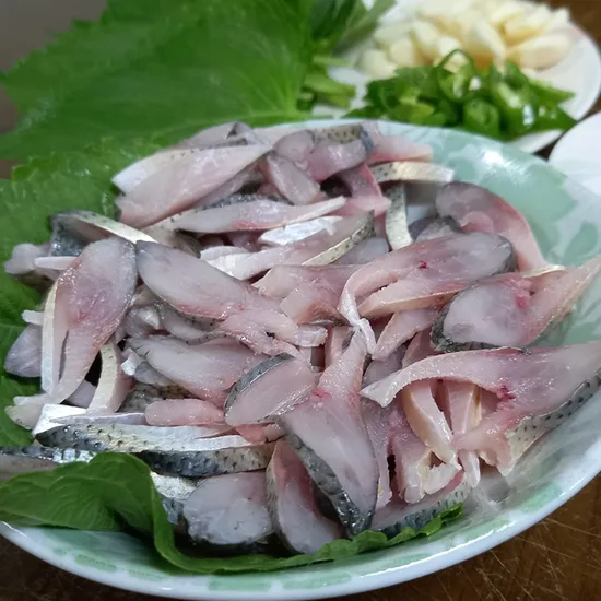 오가네수산 통영 자연산 전어 세꼬시 손질 후 300g