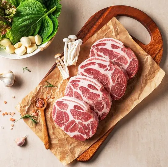 국내산 돼지 목살 1kg (구이용/숯불용/수육용)